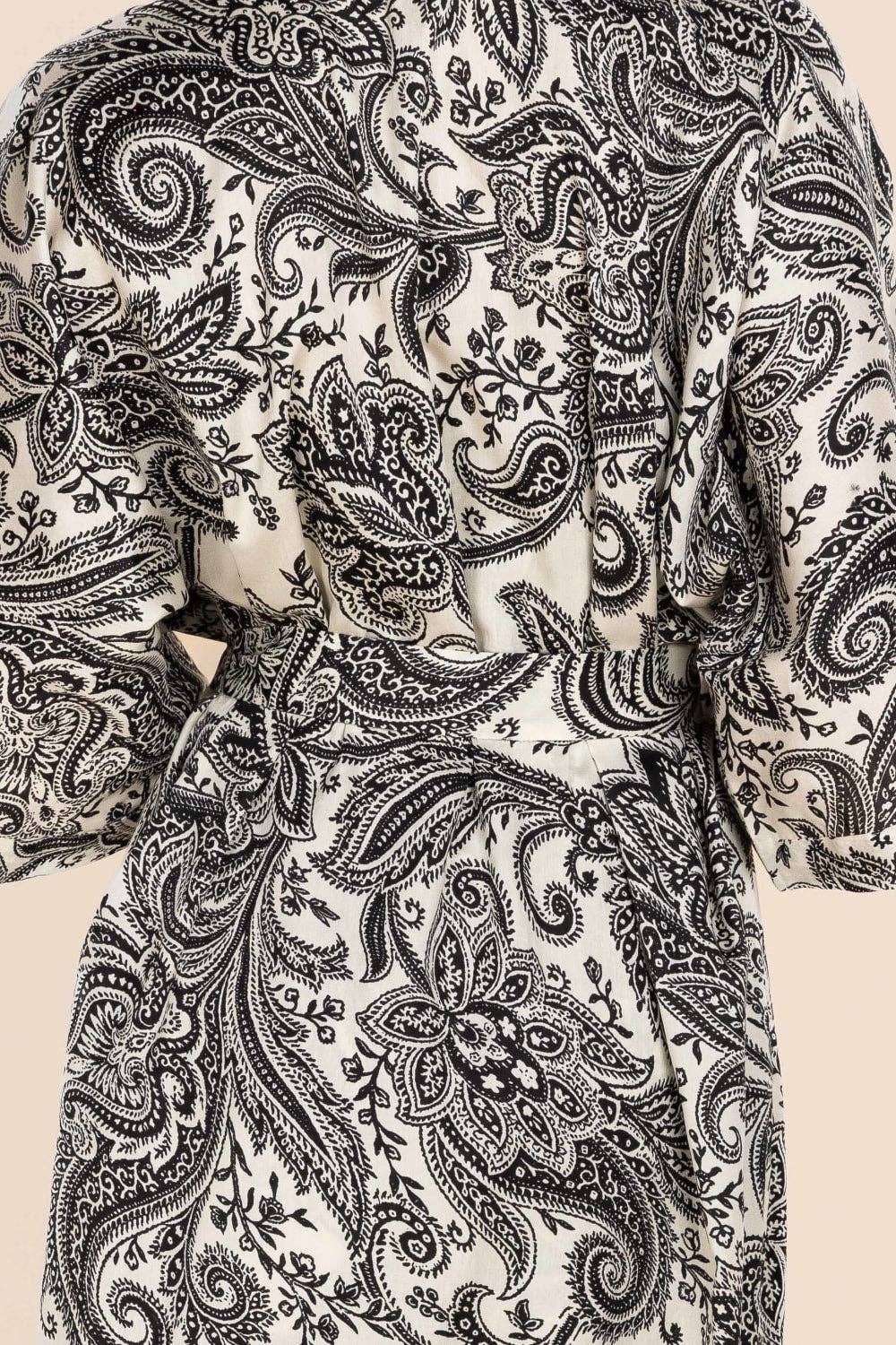 Gingerlilly Cotton Sateen Print Robe - Annie B&W Paisley