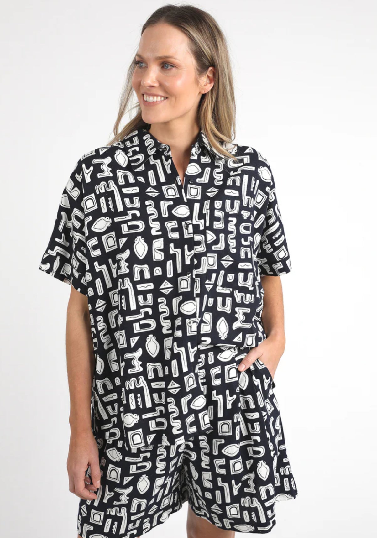 Foxwood Etched GEO Shirt In Navy