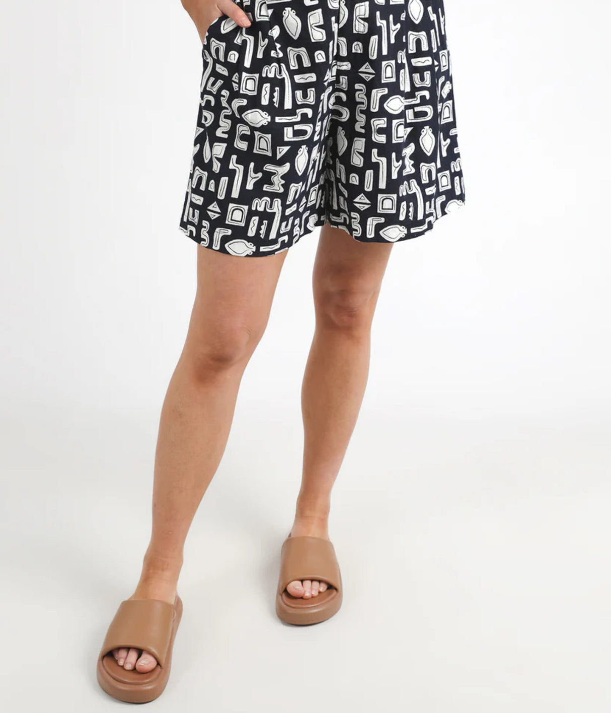 Foxwood Etched Geo Shorts In Navy