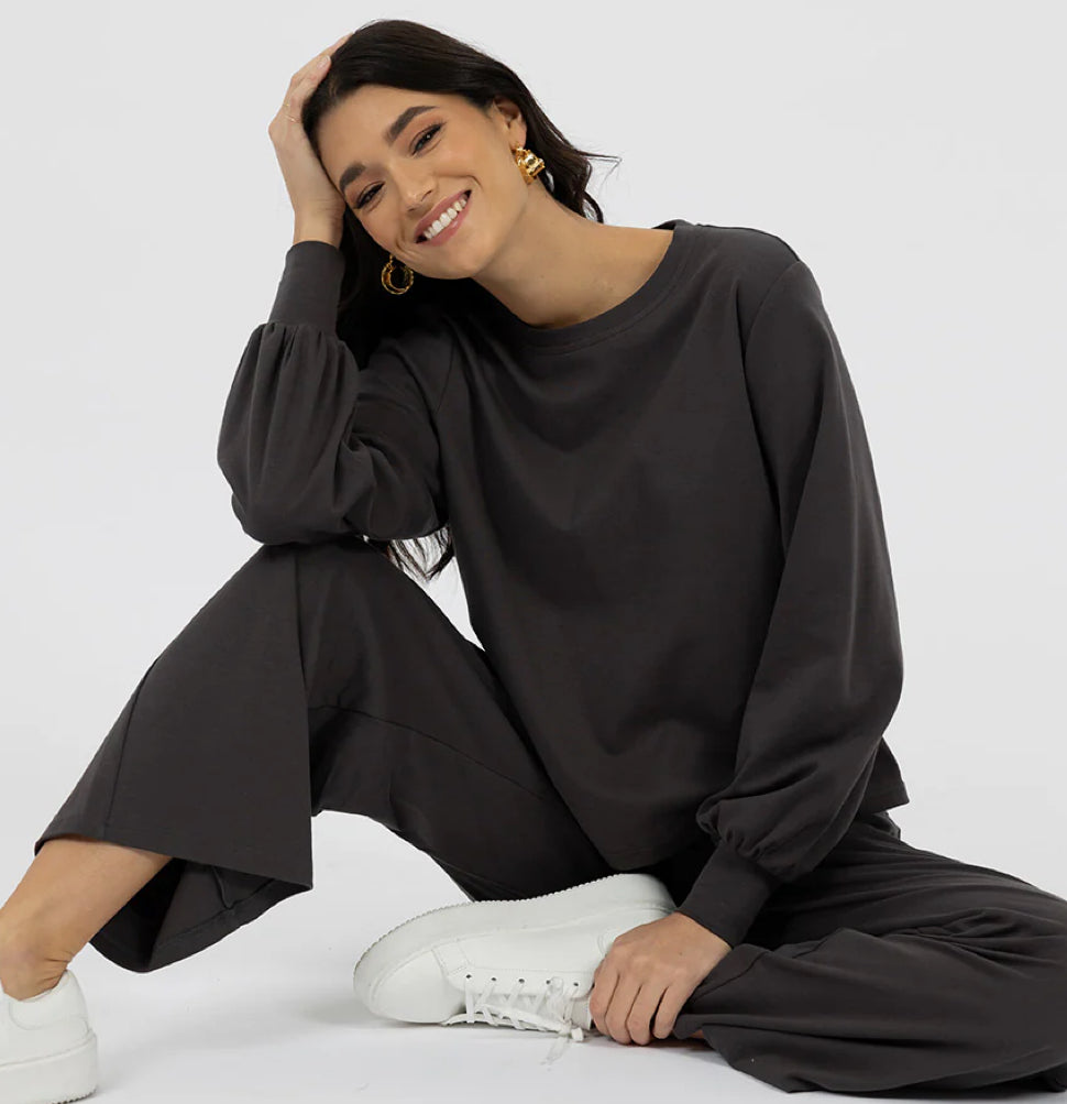 Humidity Ladies Josie Top in Charcoal