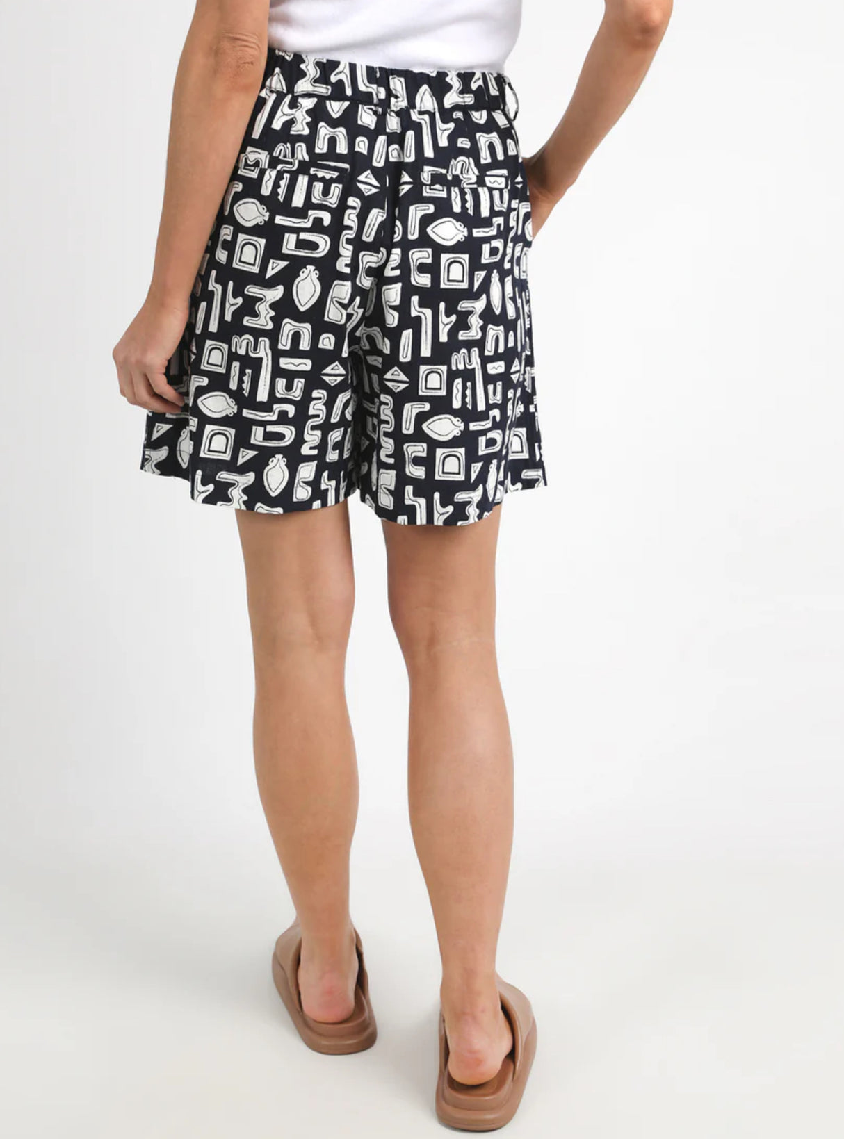 Foxwood Etched Geo Shorts In Navy