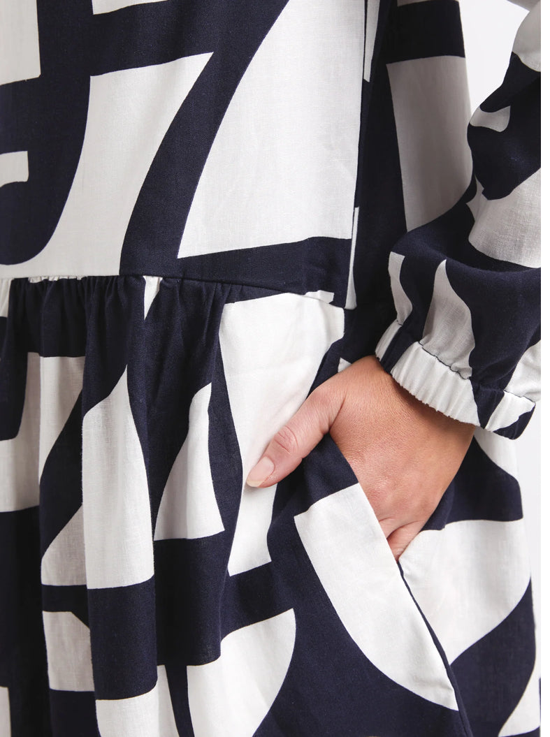 Elm Ladies Dali Dress Midnight Abstract