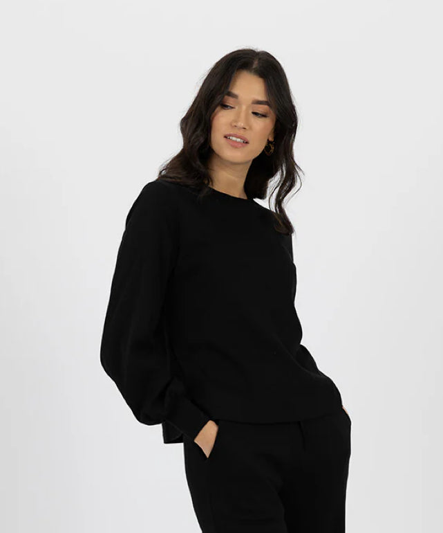 Humidity Ladies Josie Top in Charcoal