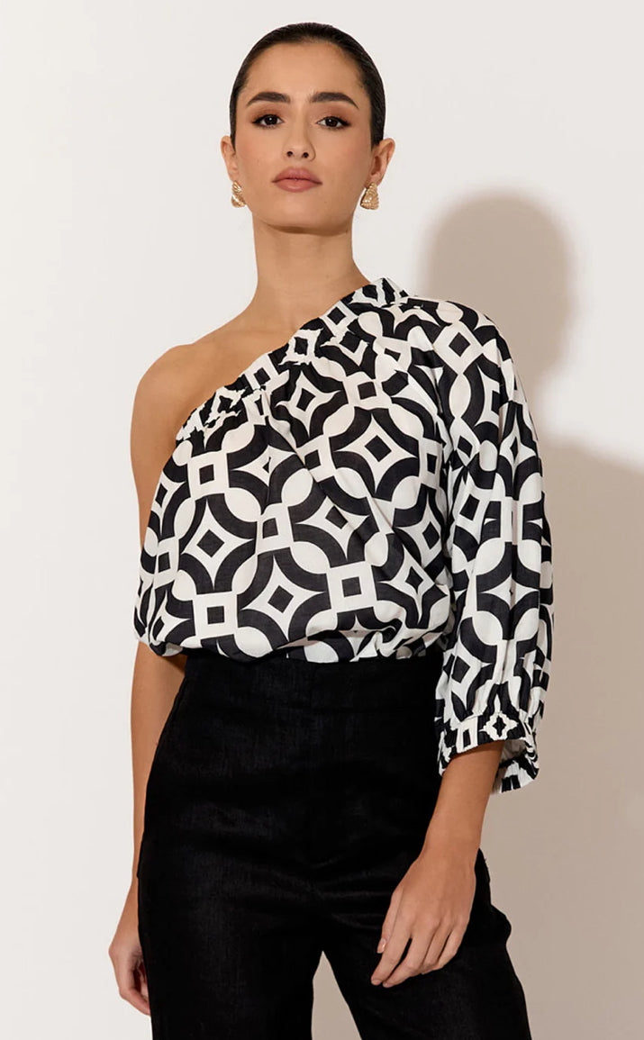 Adorne Elaine Geometric One Shoulder top