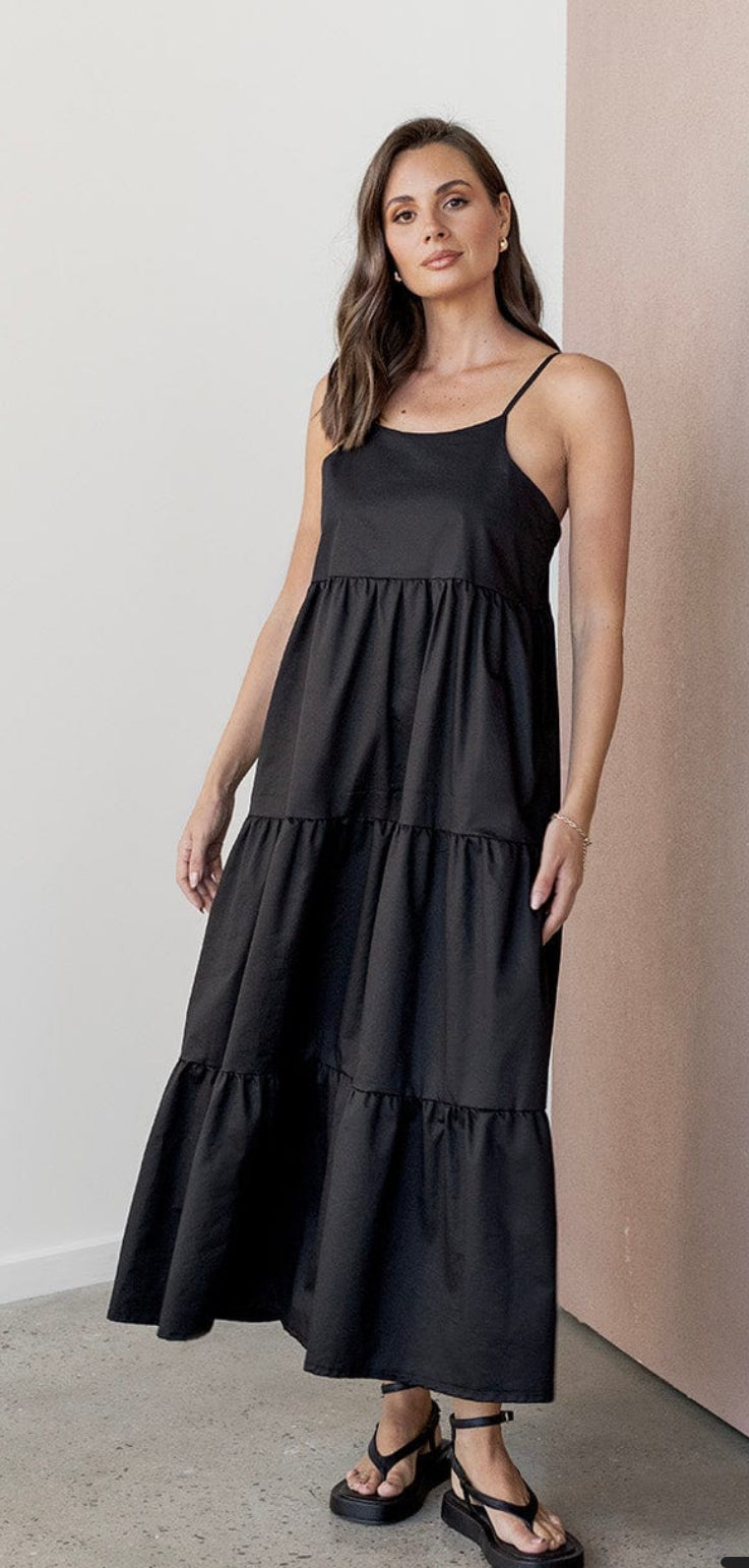 Reverie Ladies Bespoke Dress in Black