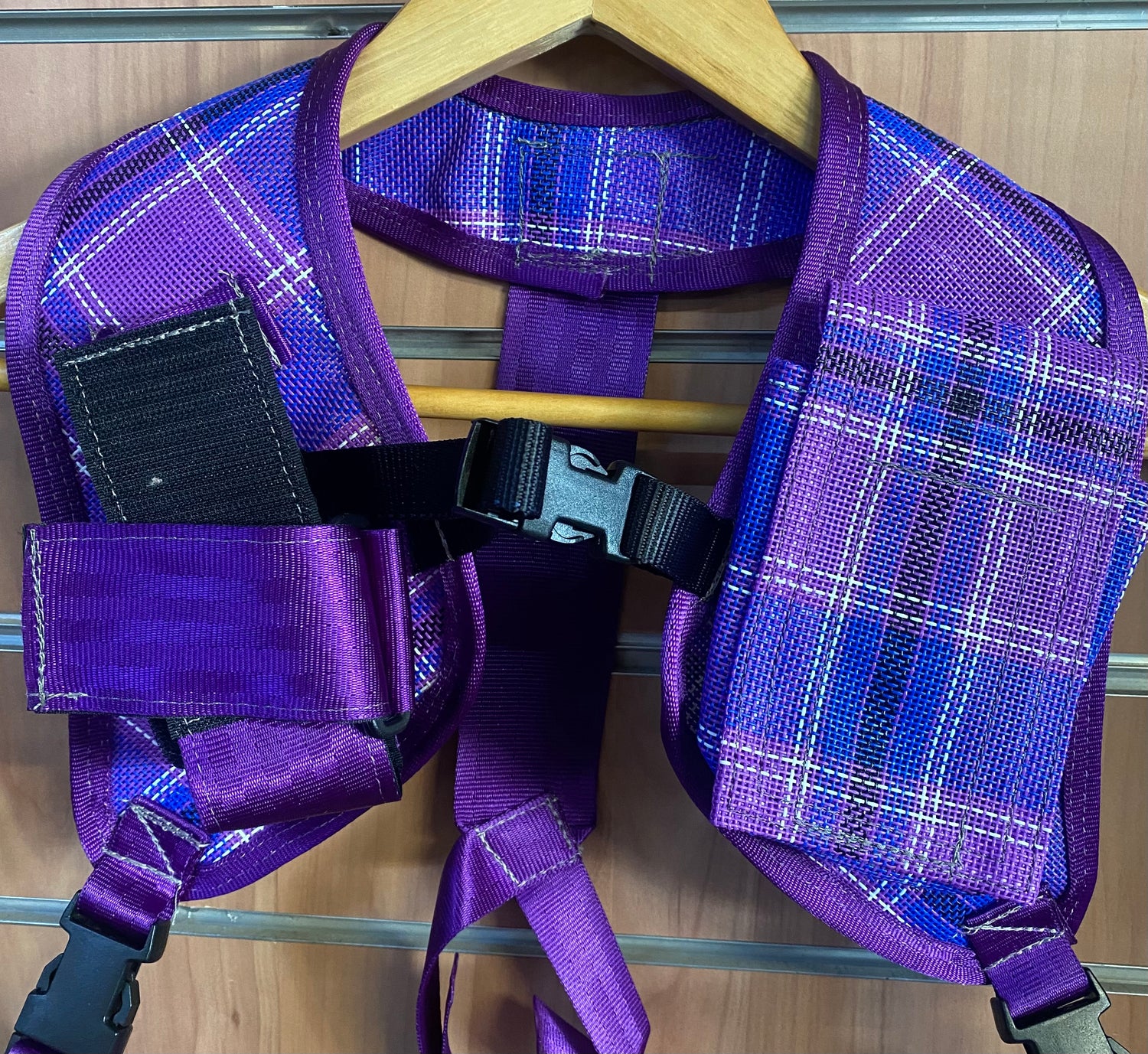 Cleanskin's UHF/Phone shoulder pouch