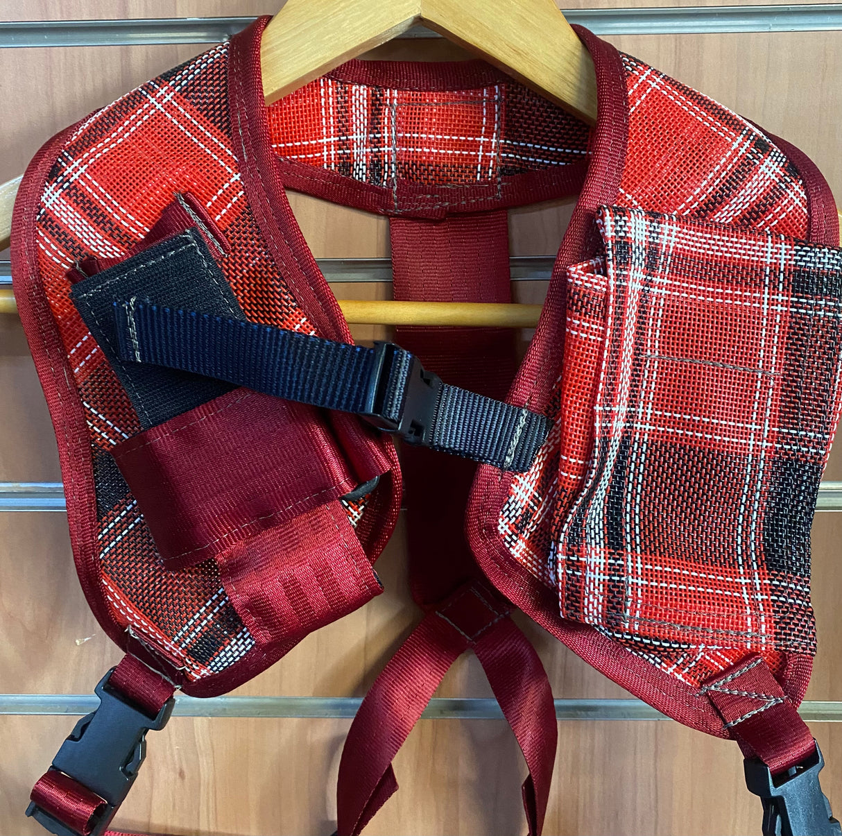Cleanskin's UHF/Phone shoulder pouch