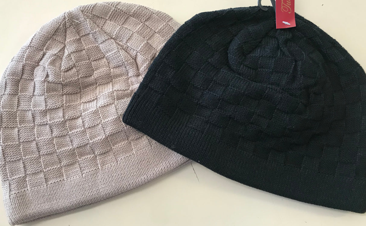 Tulmur Knitted 100% Acrylic Beanie Weave pattern