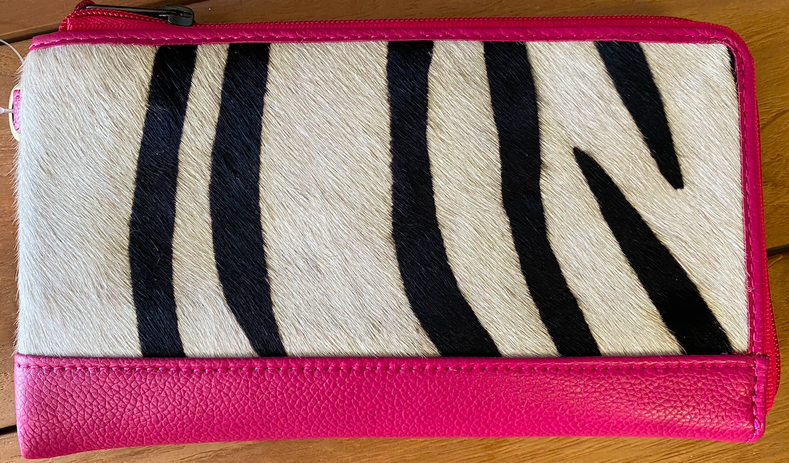 The Design Edge Dallas Cowhide Clutch