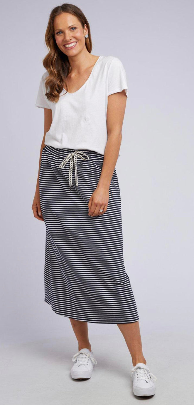 Elm Ladies Travel Skirt in Navy & White