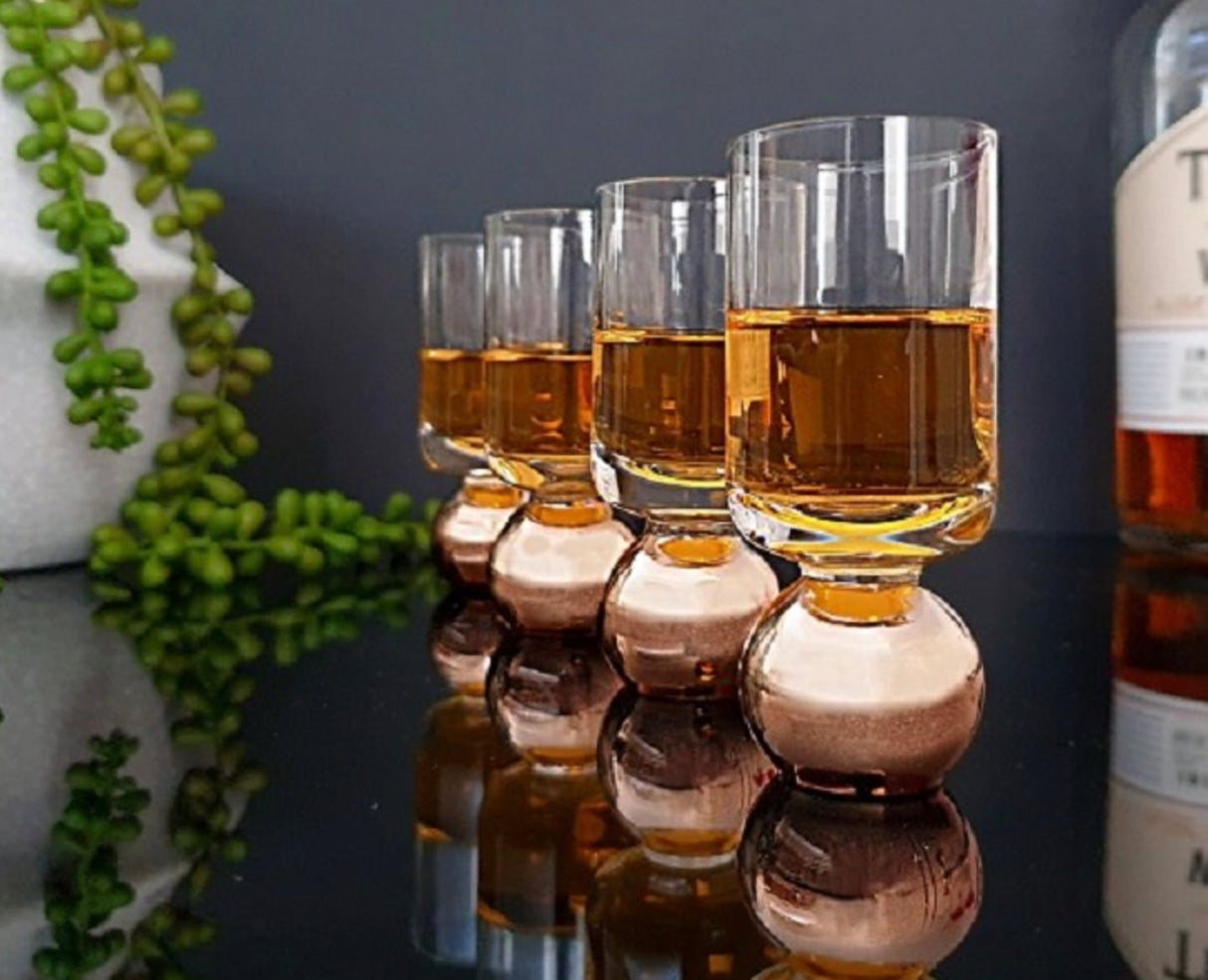 Clinq Shot Glasses ( Set of 4 )