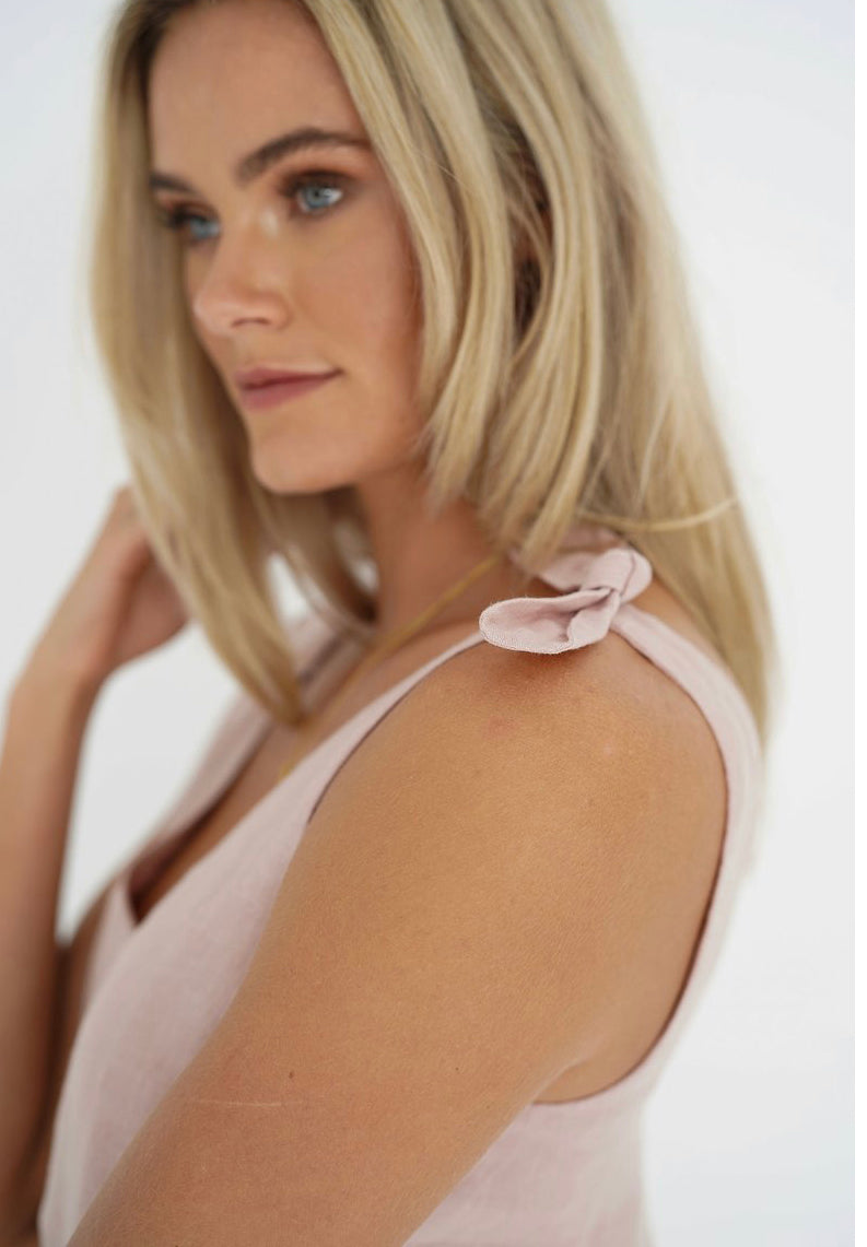Humidity Ladies Mimi Top in Black & Blush