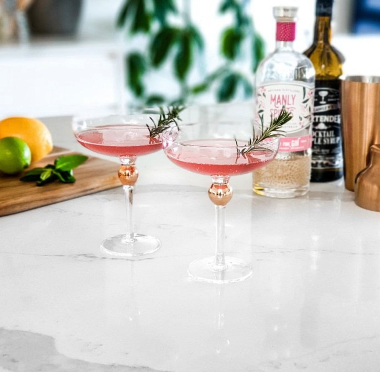 Clinq Couple Cocktail Glasses ( Set of 2)