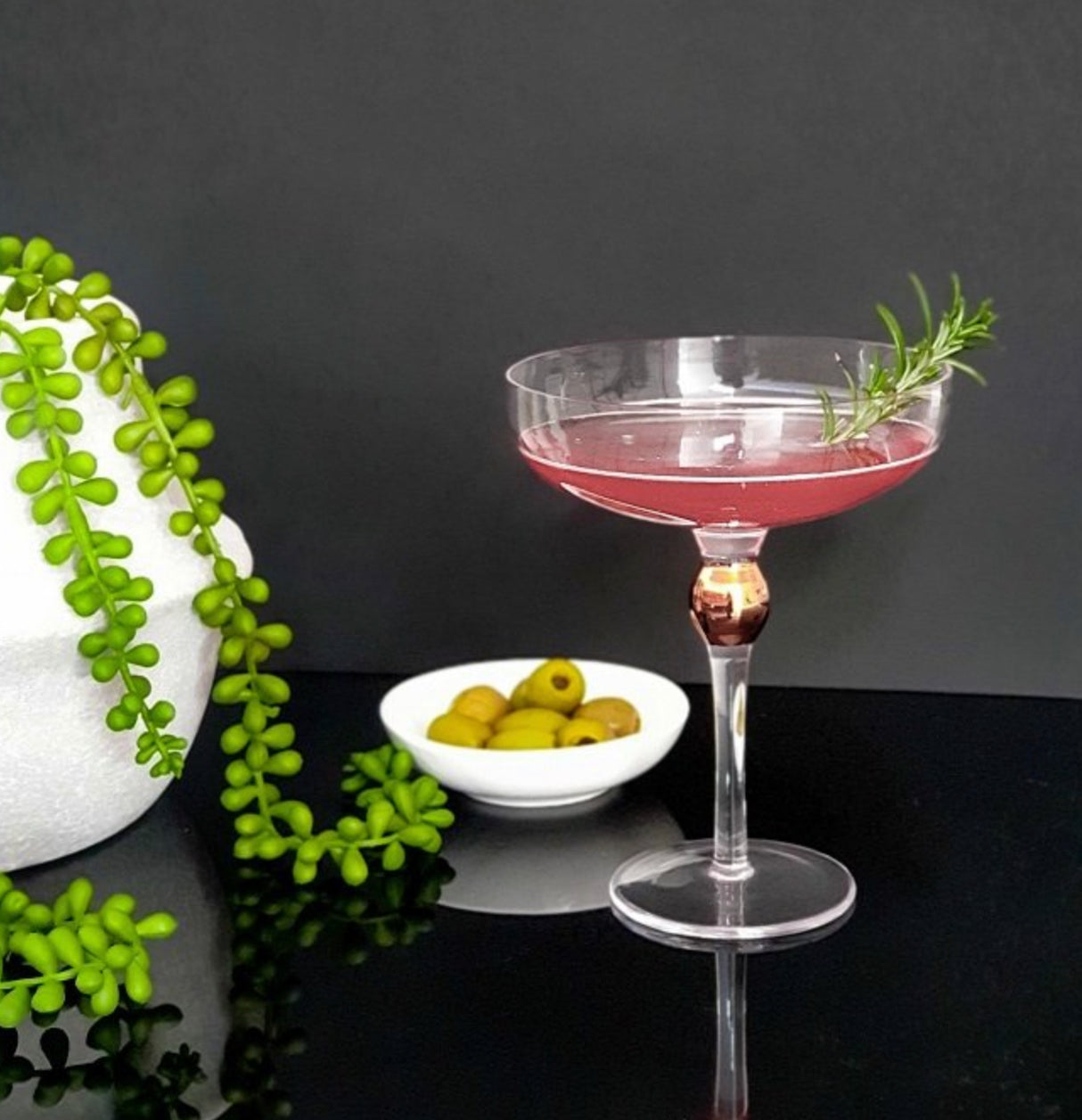 Clinq Couple Cocktail Glasses ( Set of 2)