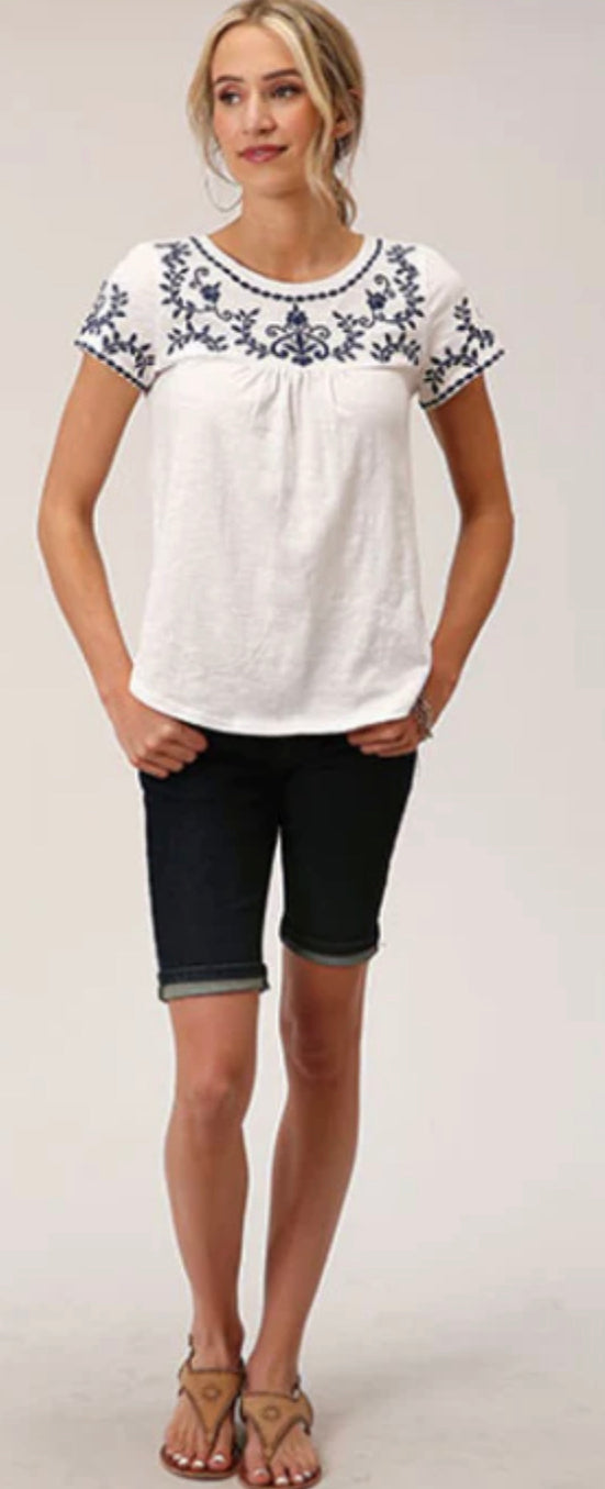 Roper Ladies West Studio Embroidered Top