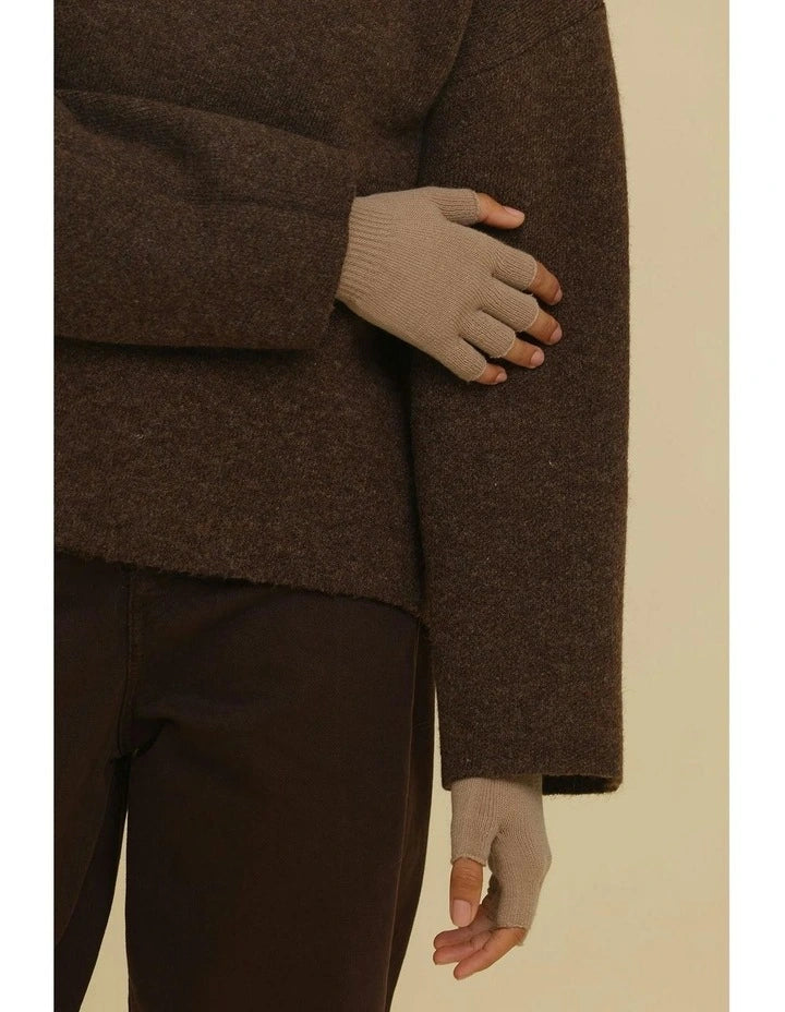 Morgan & Taylor Jaylah Knitted Fingerless Gloves - Cream