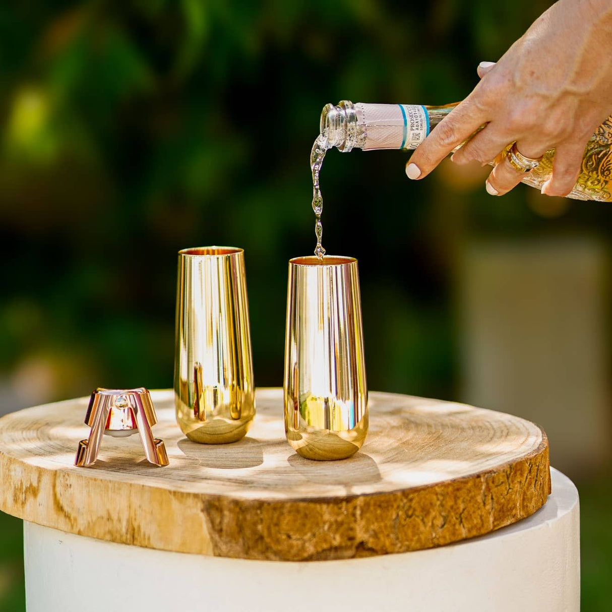CLINQ - Gold Champagne Flutes (Set of 2)