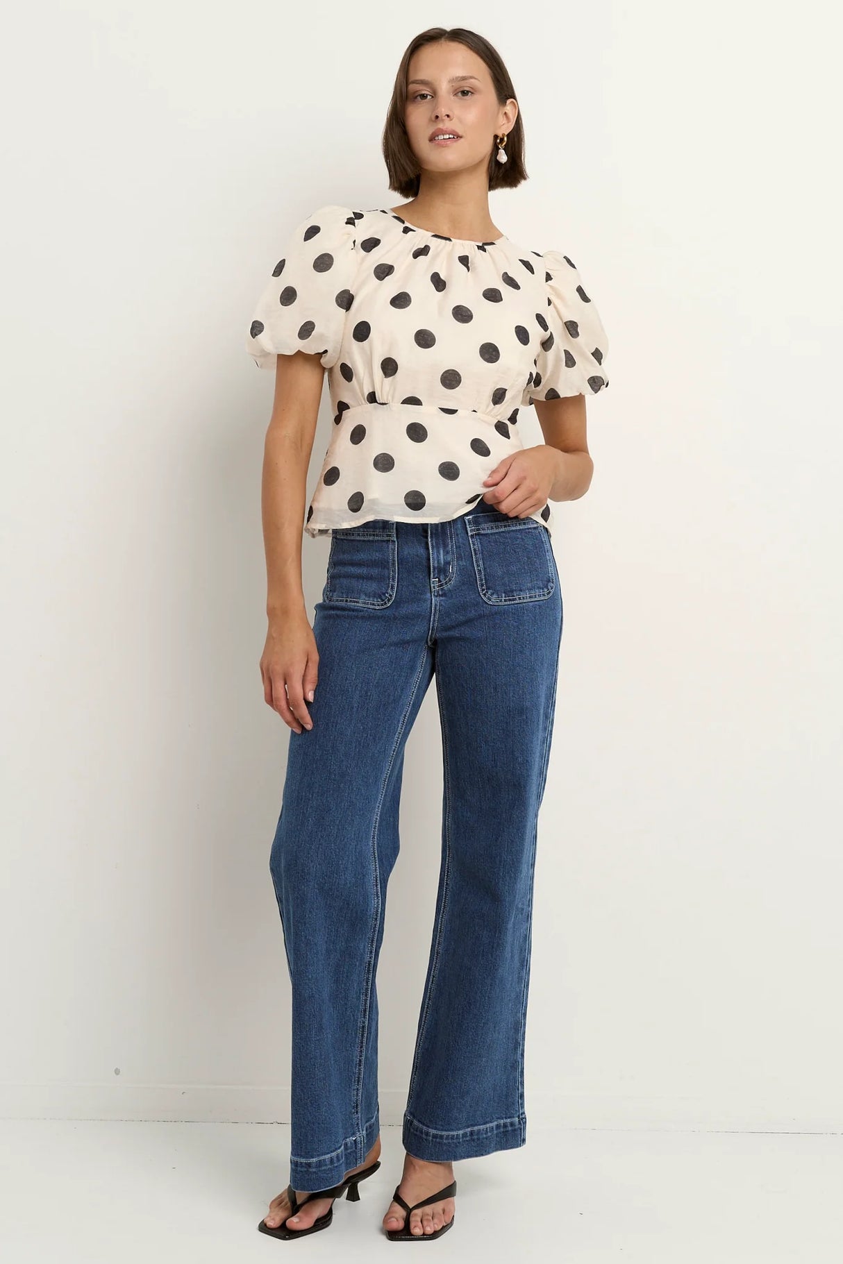 Flo & Frankie Ladies Finali Cream Black Polka Dot Puff Short Sleeve Top