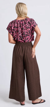 Foxwood Ladies Wander Pants in Choc