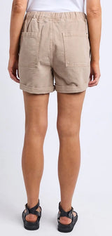 Elm Ladies Emma Relaxed Short in Latt
