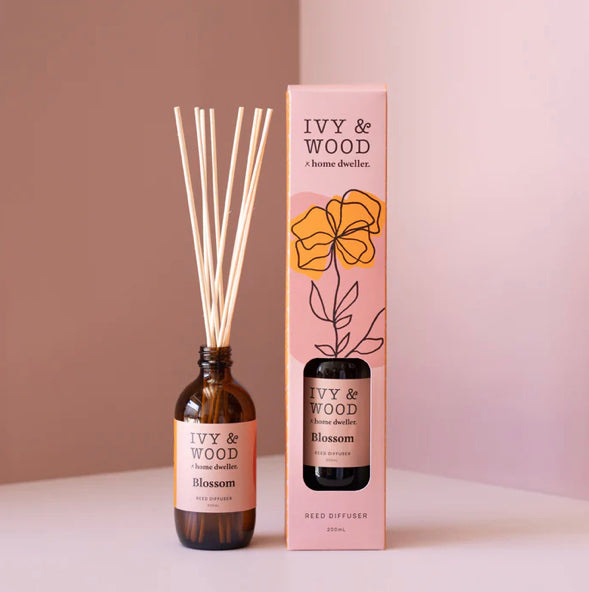 Ivy & Wood Homebody Collection Diffuser