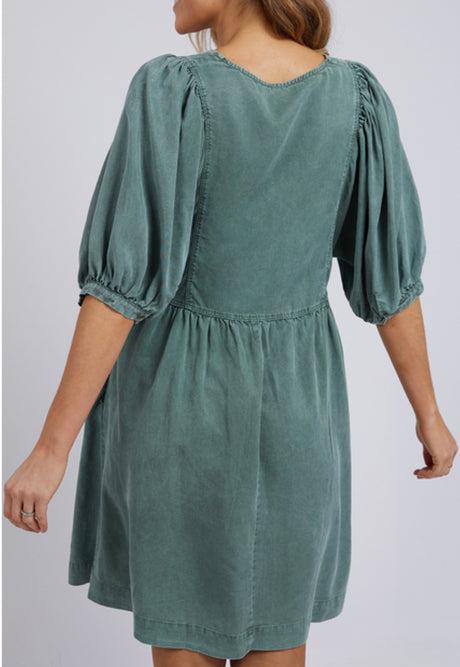 Elm Ladies Bliss Washed Dress in Clover