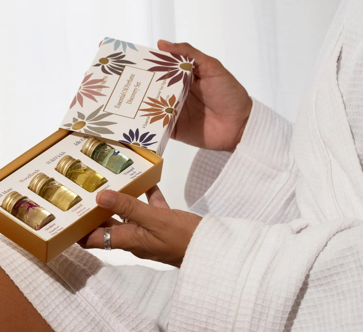 Stray Willow Essential Oil Perfume Discovery Set