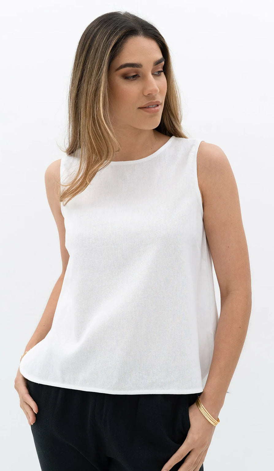 Humidity Shore Top in White