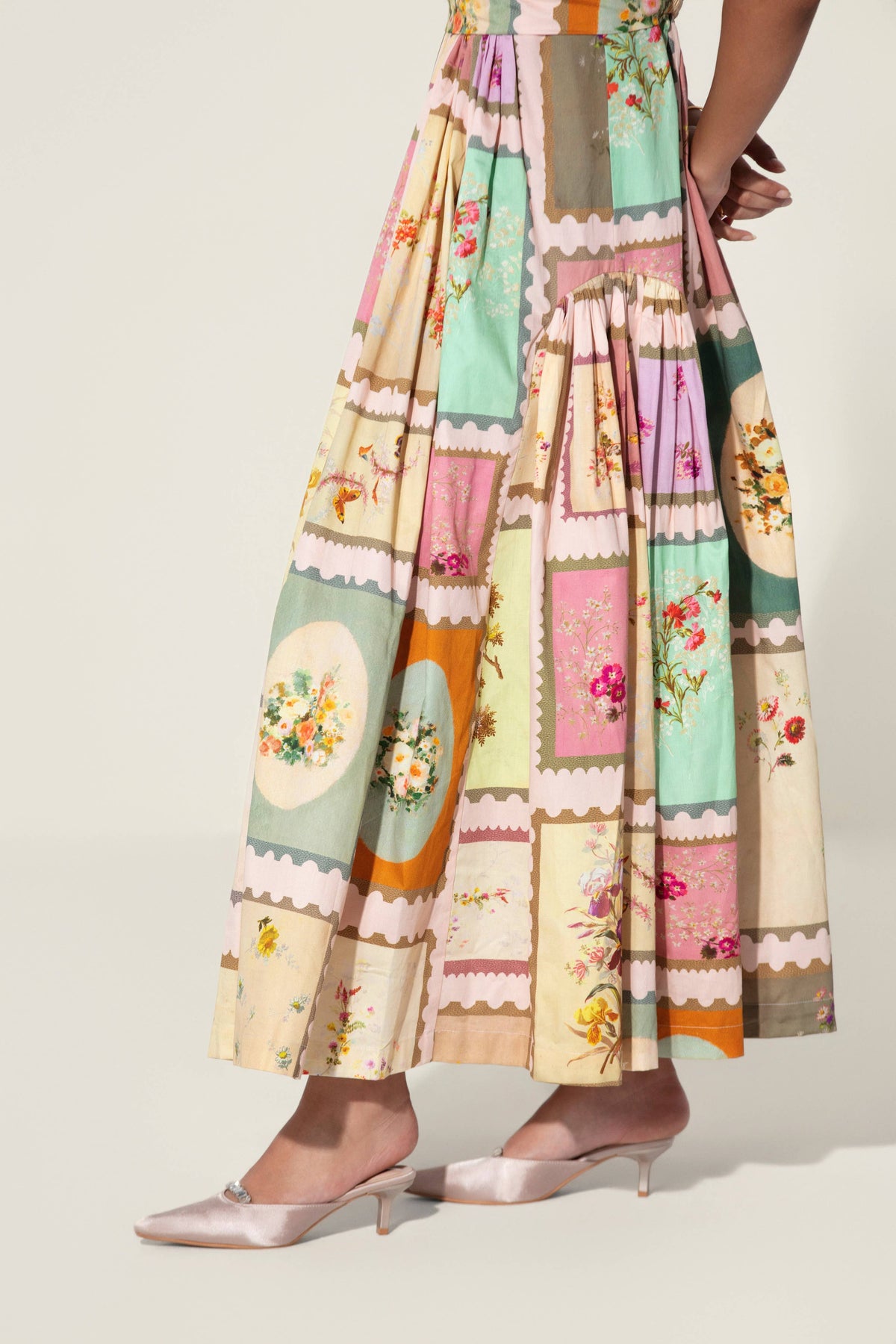 thr3letter - Vianna in Marianne Panelled Maxi Dress