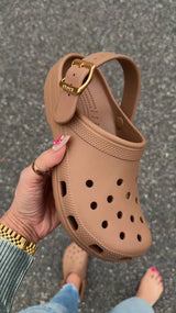 Crocs Classic Metallic Buckle Clog