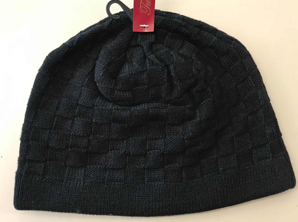Tulmur Knitted 100% Acrylic Beanie Weave pattern