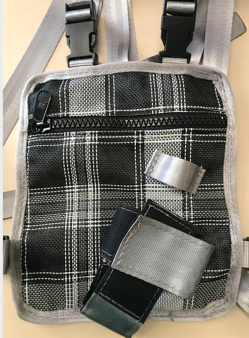 Cleanskins Single Chest UHF pouch