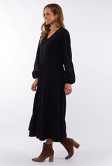Elm Ladies Arabella Midi Dress in Black