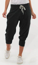 Elm Ladies Fundamental Brunch Pants in Black